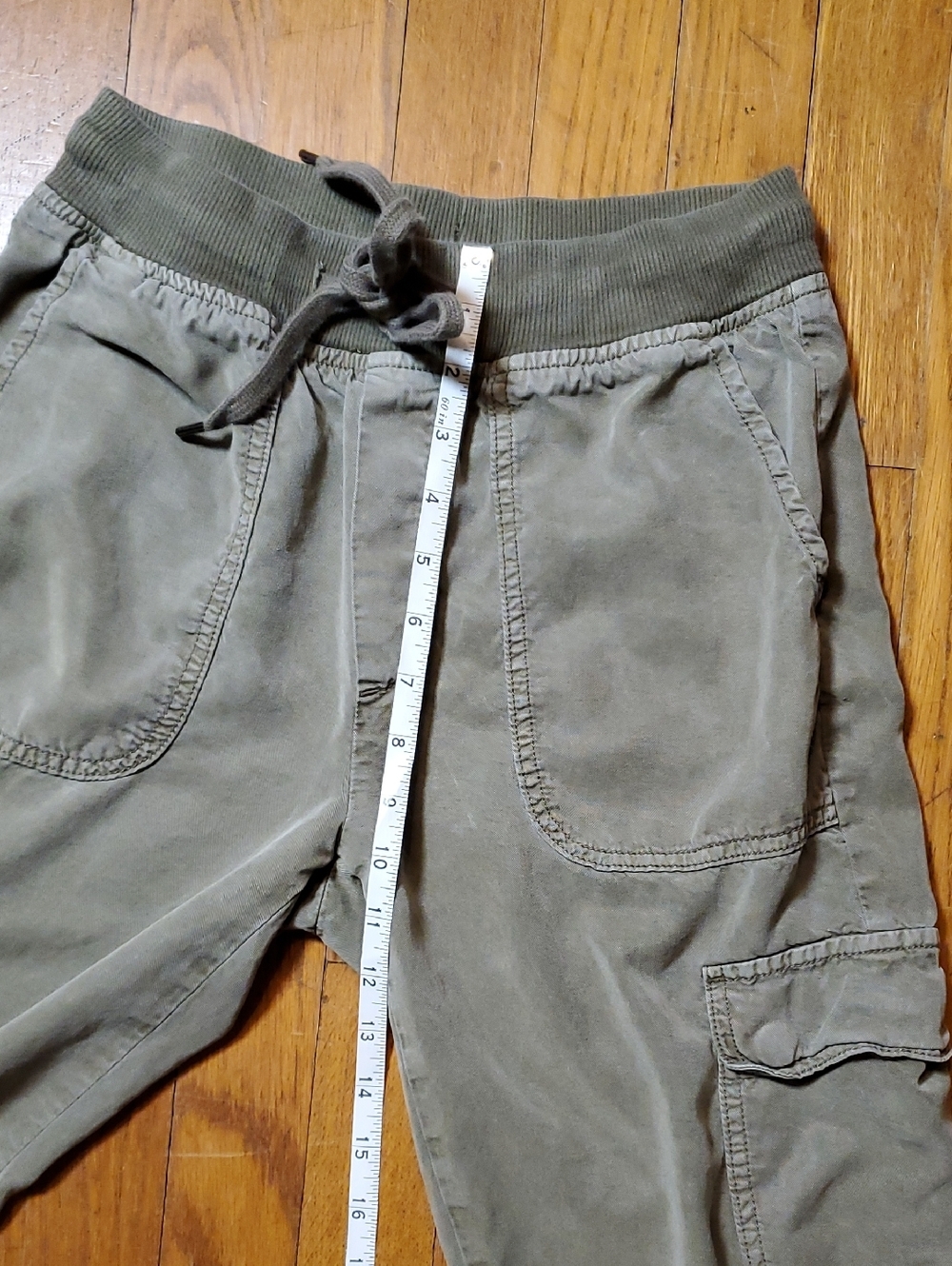 American Eagle Outfitters Olive Cargo Jogger Pants - Picture 9 of 12